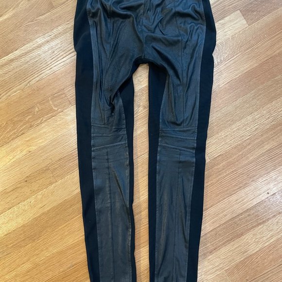 BCBGMaxAzria Faux Leather Contrast Panel Leggings - Picture 8 of 9